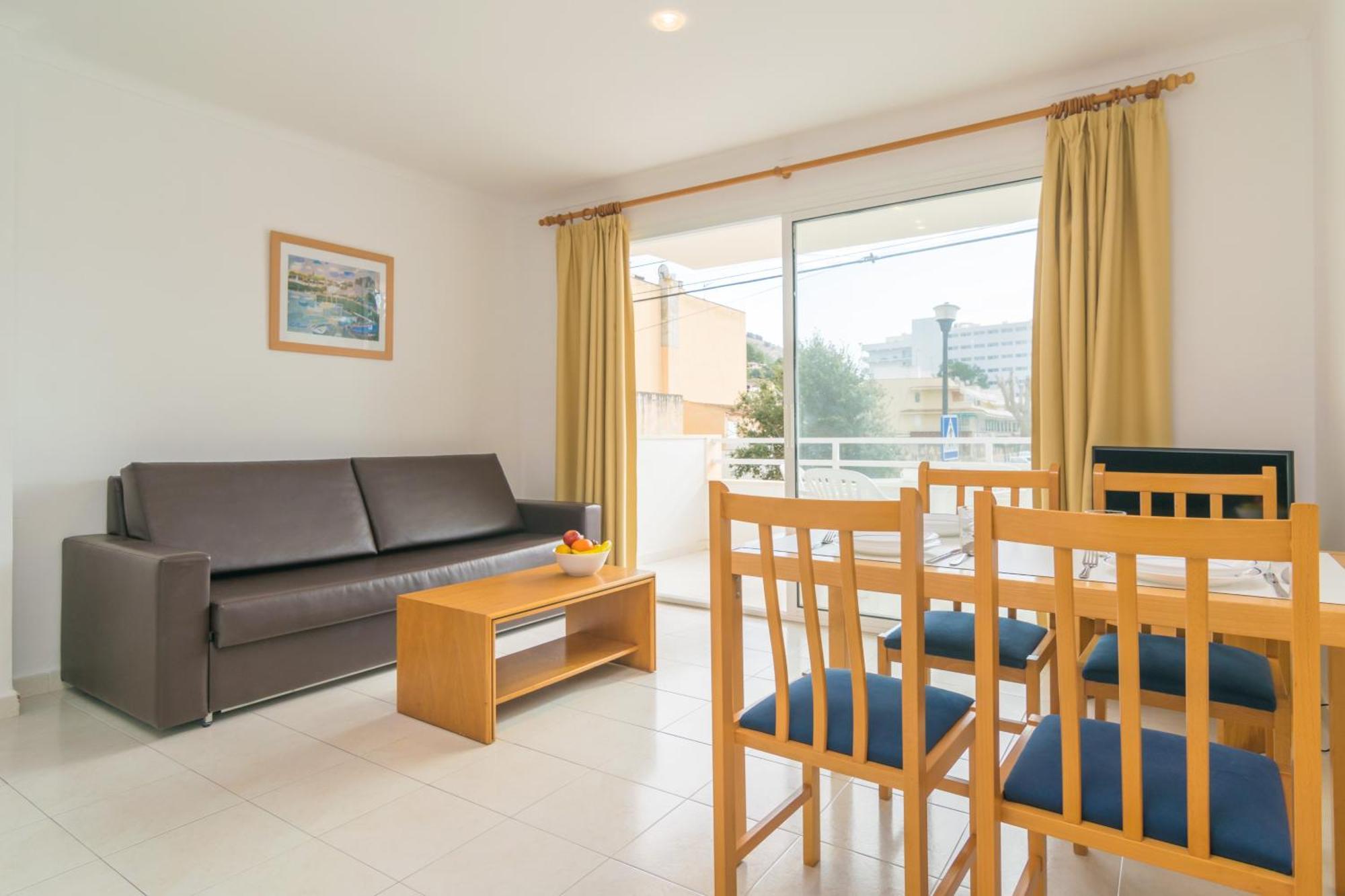 Apartamentos Massanet Canyamel  Exteriör bild