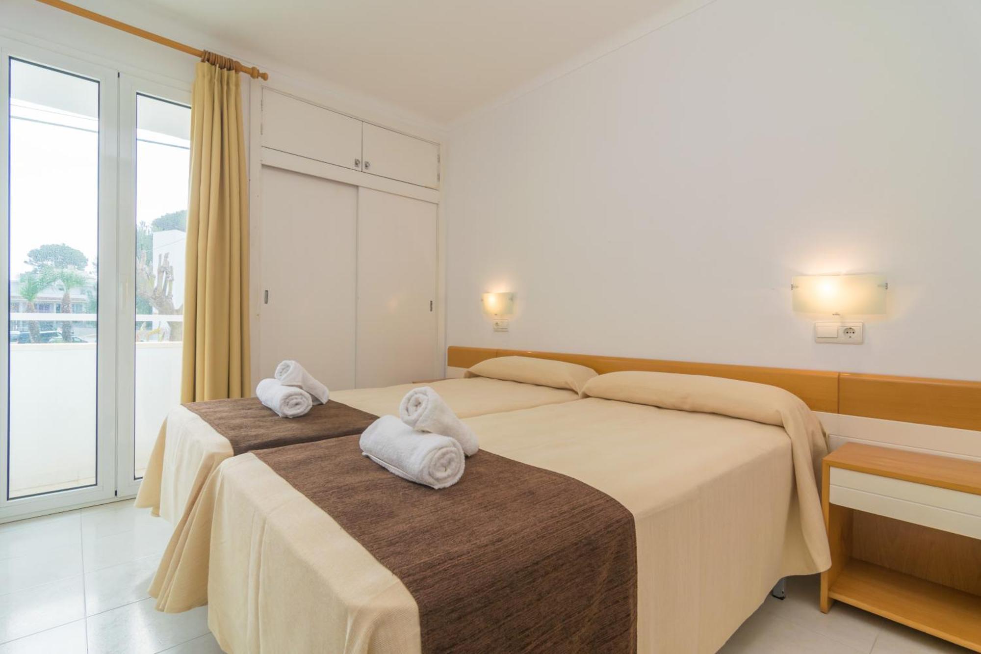Apartamentos Massanet Canyamel  Exteriör bild
